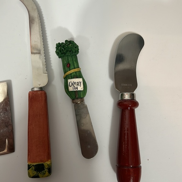 Set of 4 vintage cheese, meat, spread knife decorative cute for serving utensils - Picture 4 of 5